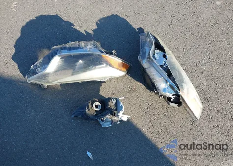 2016 Toyota Corolla S Plus из США, поврежденный, VIN 5YFBURHE2GP403849